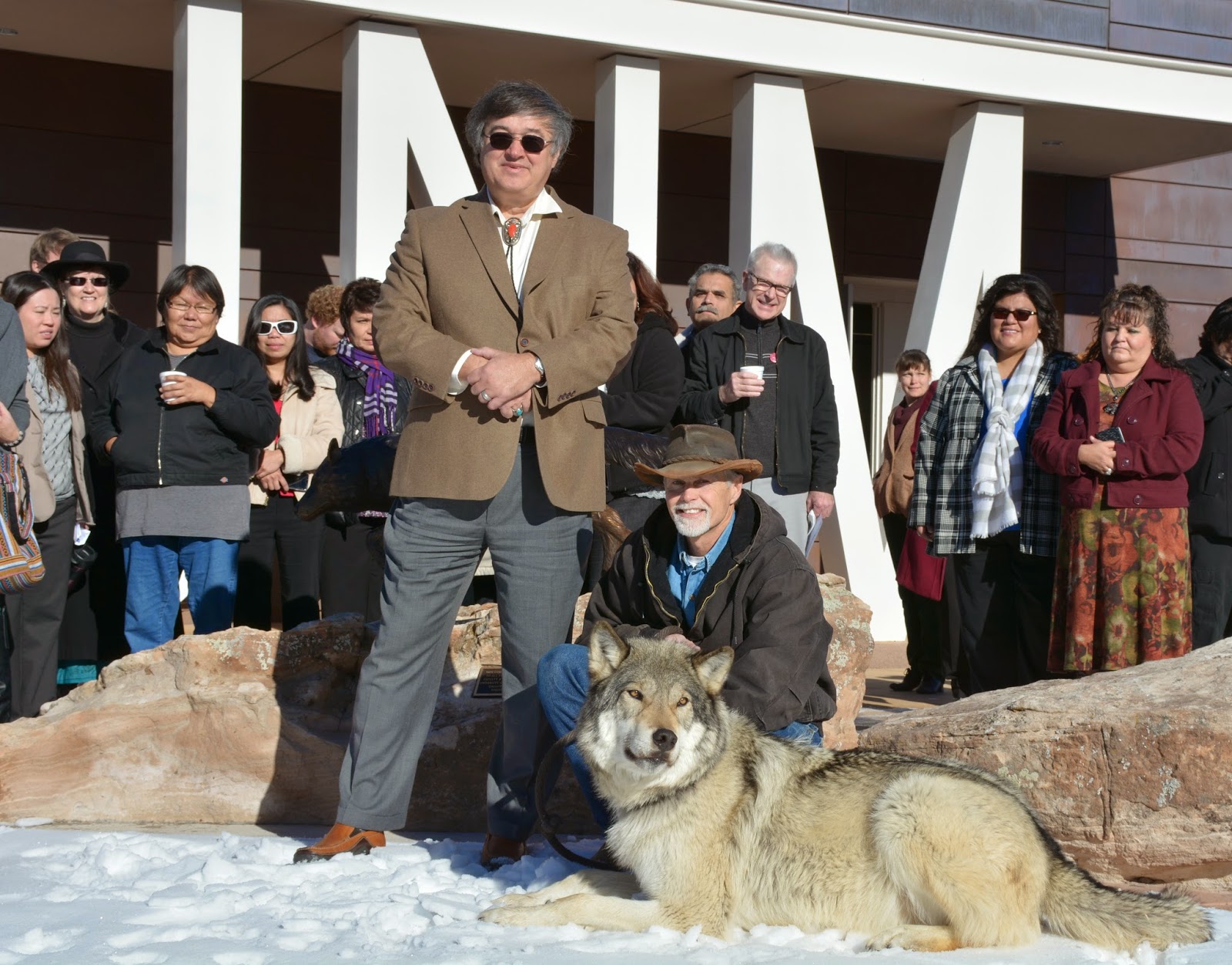 UNM-Gallup gets visit from wolf ambassador