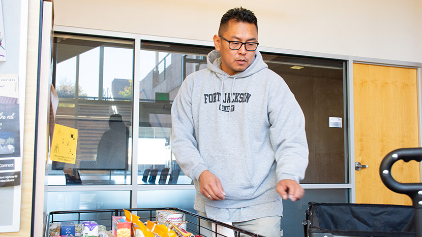 Wanna box? Campus Food Pantry fights hunger